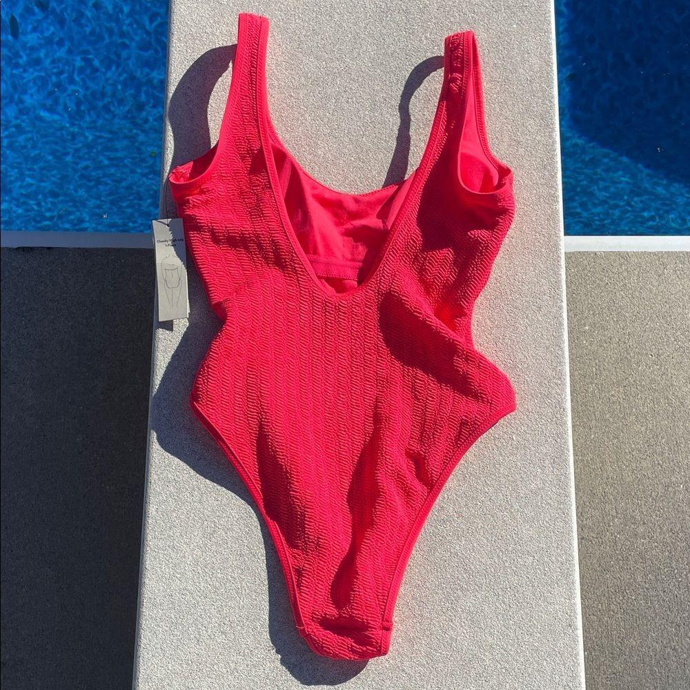 No Boundaries coral Swimsuit One Piece - Picture 4 of 5